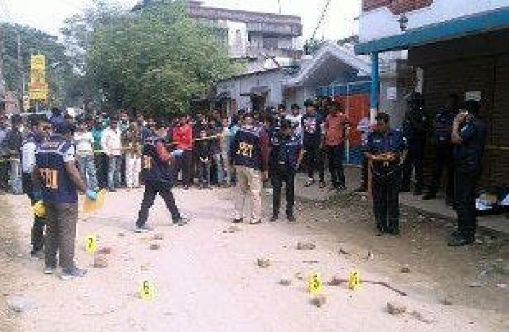 Dos policías muertos deja tiroteo en zona diplomática de Bangladesh