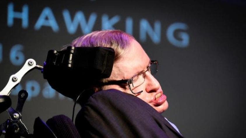 Por qué una mujer quería matar a Stephen Hawking en España