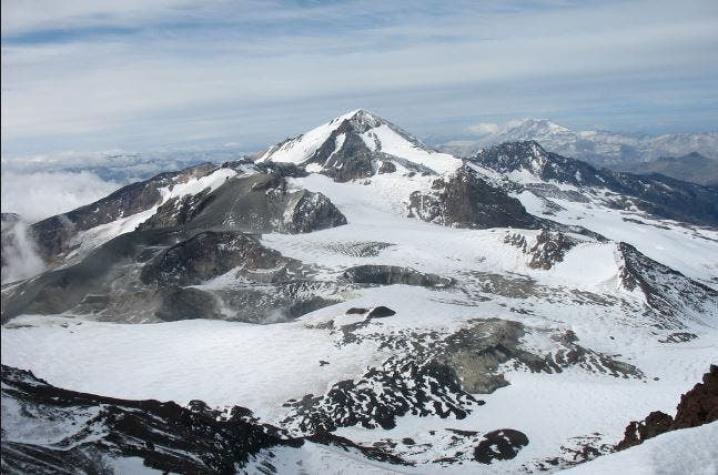 Sernageomin declara Alerta Amarilla para el compleo volcánico Planchón-Peteroa