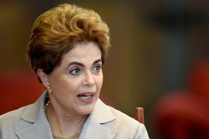 Brasil: Rousseff se defenderá por escrito ante comisión de impeachment del Senado