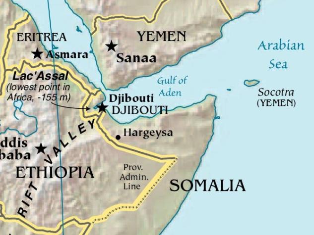Al menos siete muertos en base militar de Yemen atacada por yihadistas