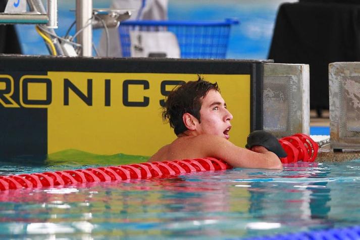 Ya son 40 chilenos: Nadador Felipe Tapia clasificó a Río 2016