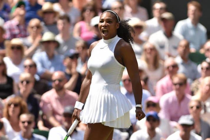 Serena Williams gana y espera a su hermana Venus en la final de Wimbledon