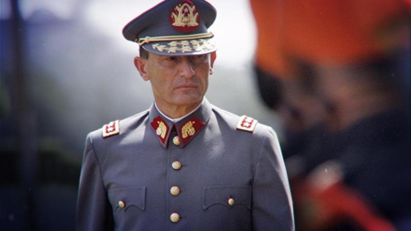 ¿Por qué se investiga al ex comandante Juan Emilio Cheyre?