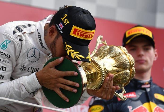 Hamilton lo hizo otra vez: El piloto de Mercedes ganó el GP de Gran Bretaña