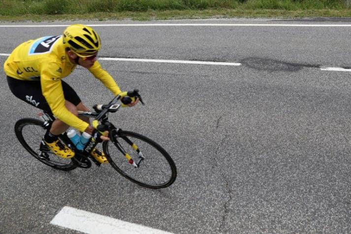 Chris Froome sigue líder en el Tour de Francia tras 11 etapas