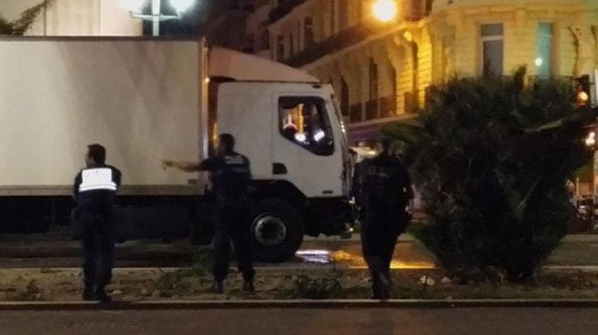 "Pensé que había perdido el control del camión", el testigo que vio a los ojos al atacante de Niza