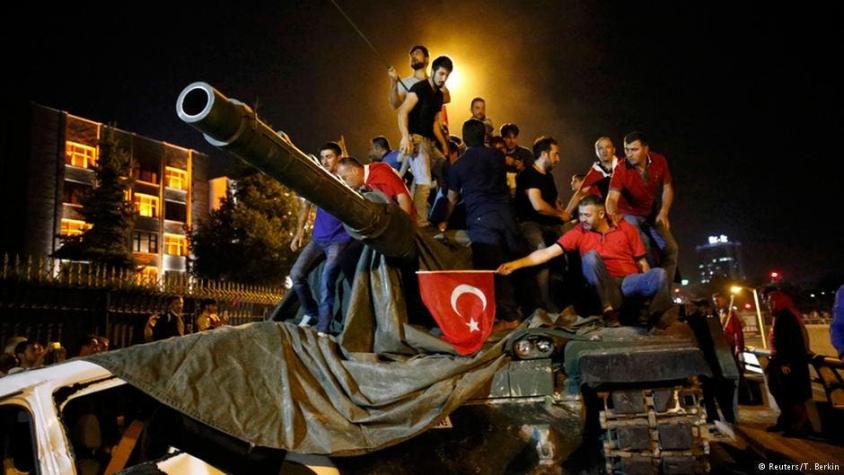 Cómo las redes sociales ayudaron a detener el intento de golpe de Estado en Turquía