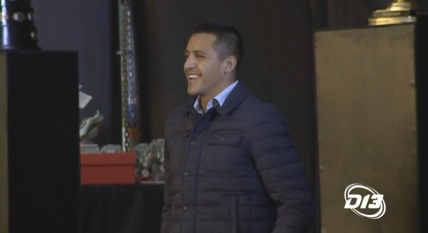 [VIDEO] Alexis Sánchez cumplió su sueño y cantó el himno de Chile en Tocopilla