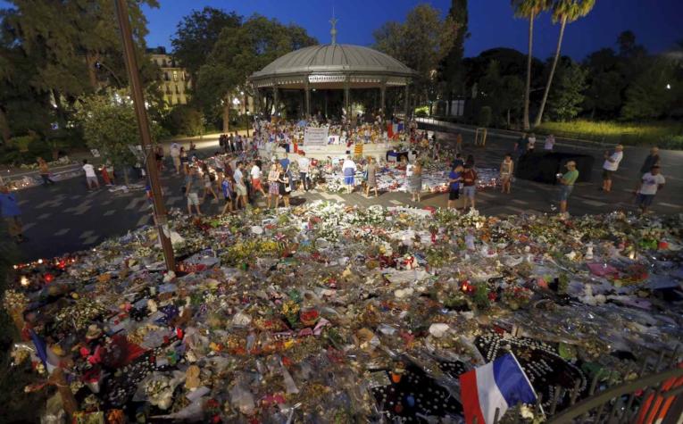 Francia: presentan cargos contra cinco personas en relación al ataque de Niza