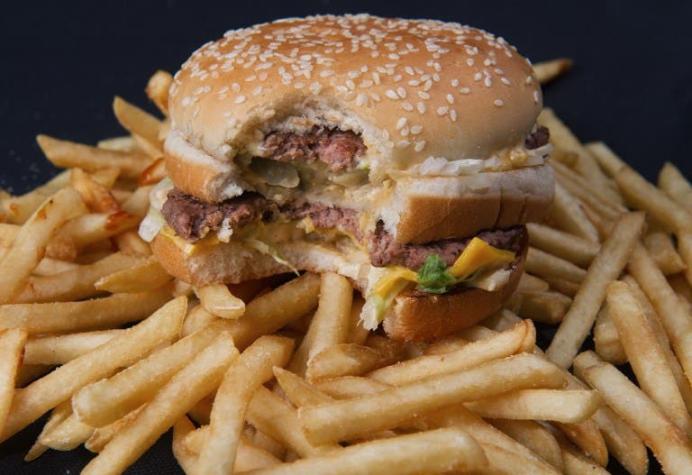 Big Mac deja de venderse en Venezuela por falta de una rebanada de pan
