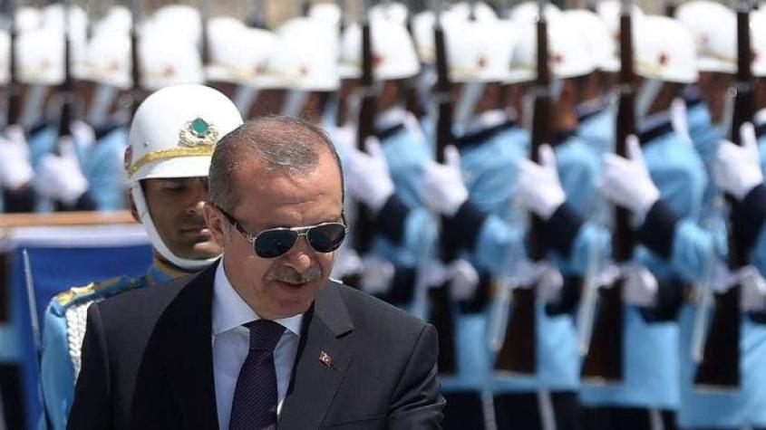 Turquía anuncia disolución de la guardia presidencial tras detener a 300 de sus miembros