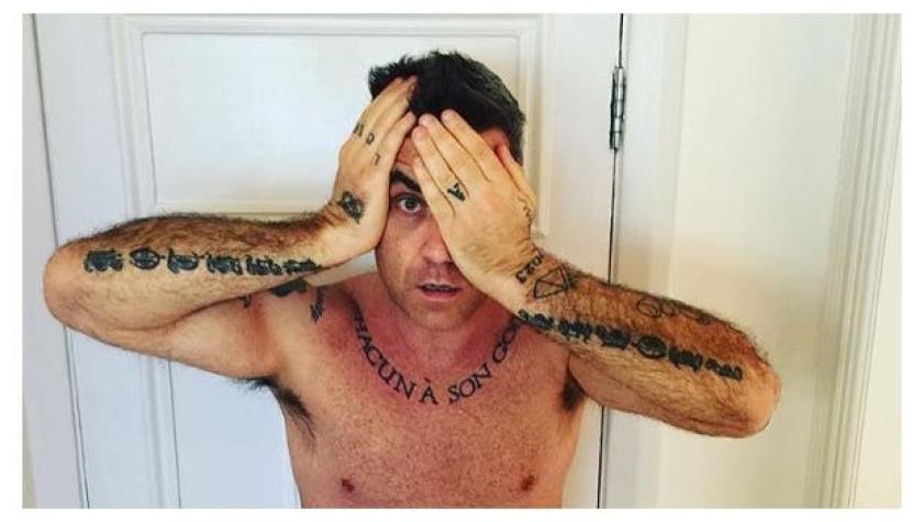 Esposa de Robbie Williams sube video en que el cantante luce desnudo