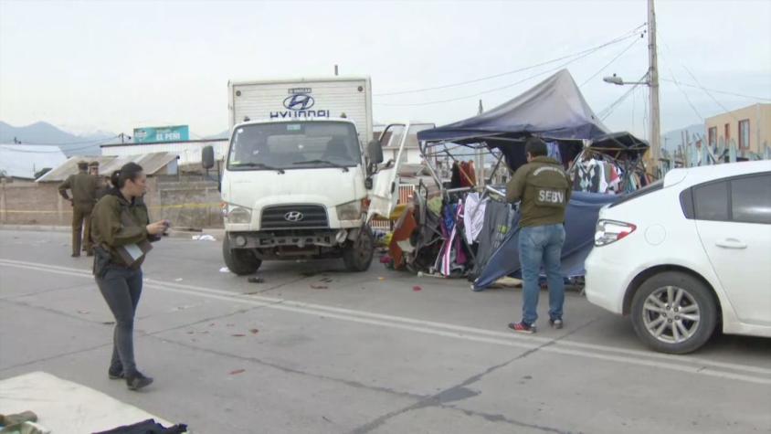 Robo de camión termina con atropello múltiple en feria de Puente Alto