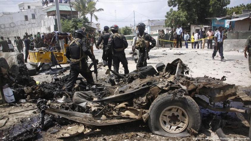 Mueren civiles en atentado en Somalia