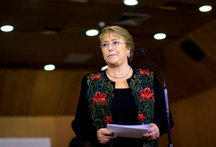 Michelle Bachelet: "No podemos caer en el populismo y prometer cosas que no podemos cumplir"
