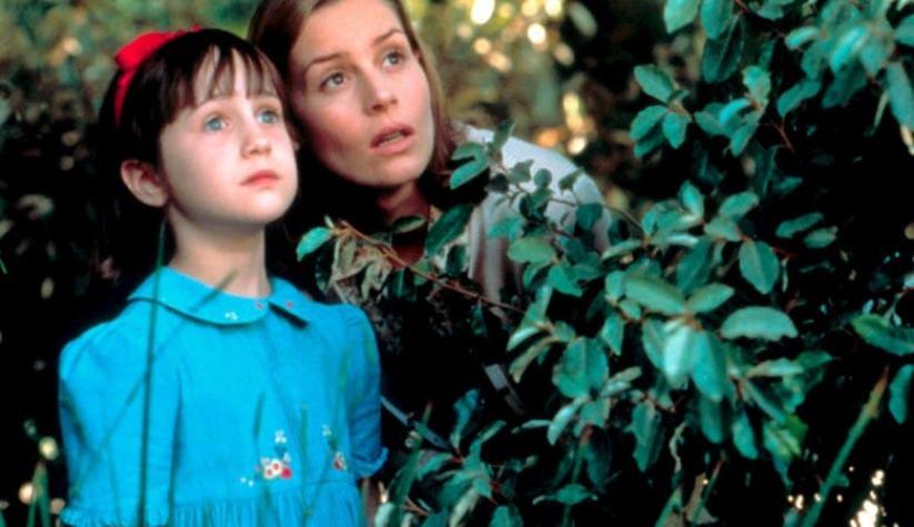 Así luce la "Maestra Miel" 20 años después de la película Matilda
