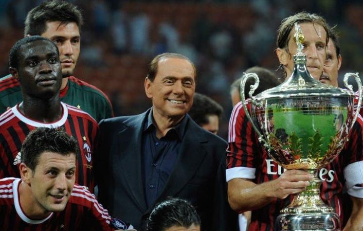 Grupo de inversores chino adquiere el 99% del AC Milan a Berlusconi