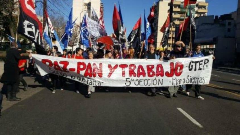 Ruego por pan y trabajo se vuelve protesta en calles de Argentina
