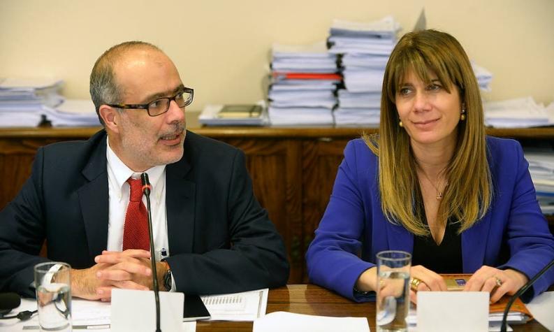 Valdés y Rincón suspenden sesión en la Cámara tras convocatoria de Bachelet a La Moneda