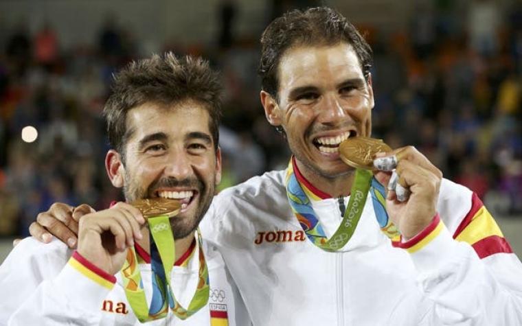 Españoles Rafael Nadal y Marc López ganan el oro en el dobles masculino de Río 2016