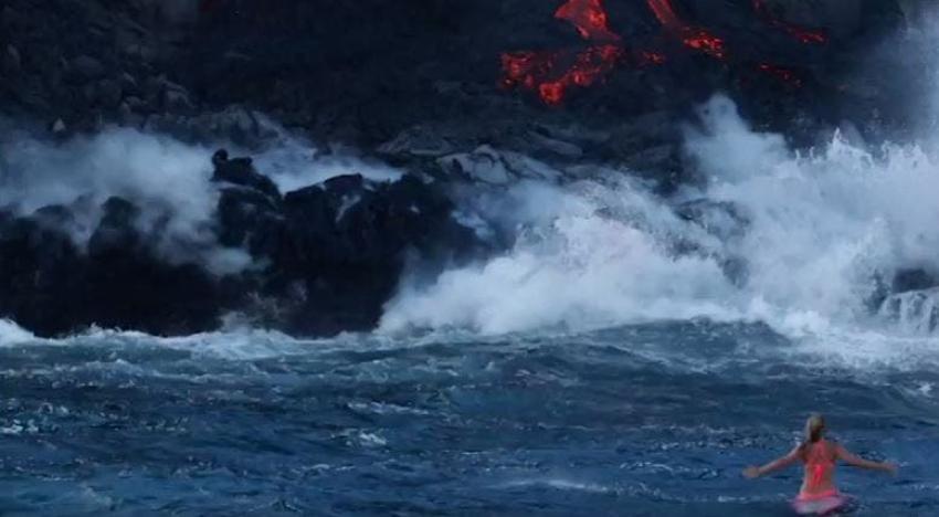 [VIDEO] La surfista Alison Teal intentó surfear a los pies de volcán en erupción