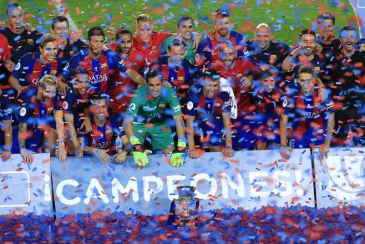 FC Barcelona y Claudio Bravo conquistan la Supercopa de España