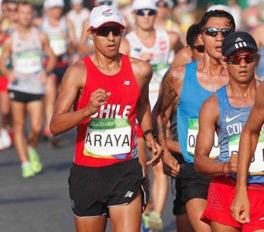 Chileno Edward Araya es descalificado en la marcha de Río 2016