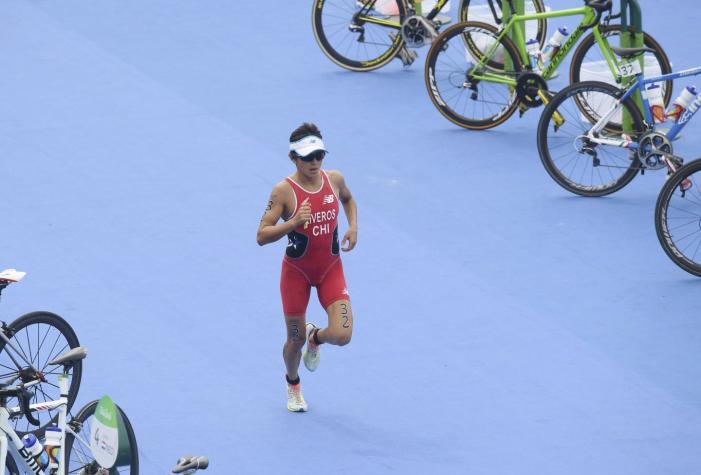 Rozó la medalla: Bárbara Riveros terminó entre las líderes del triatlón