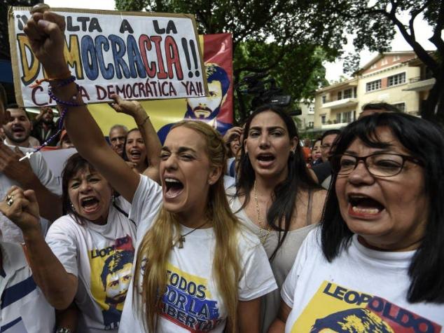 Esposa de Leopoldo López denuncia amenazas contra el opositor en prisión