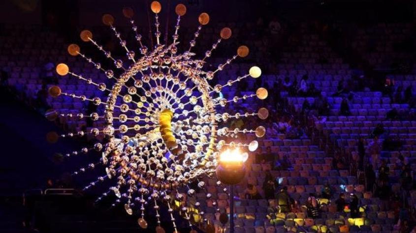 Río de Janeiro despide sus Olimpiadas con samba, danzarines, carnaval, ¡y con Mario Bros.!