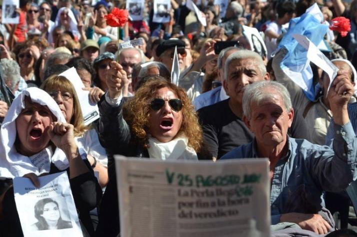 Tribunal argentino dicta 28 condenas a perpetuidad por crímenes de dictadura