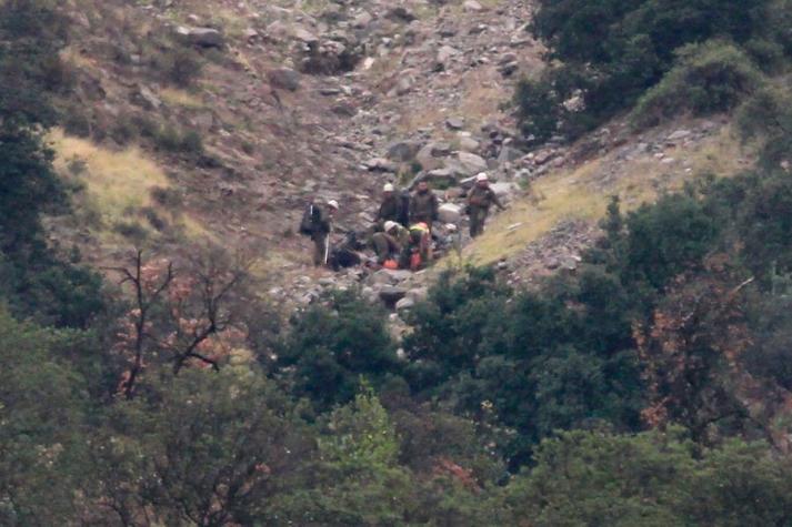 Encuentran cuerpo sin vida de joven perdida desde el sábado en el cerro Manquehue