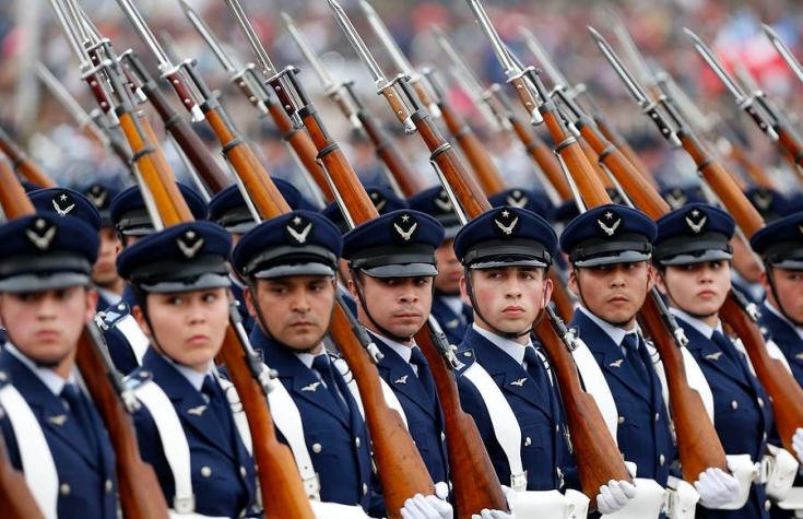 Presidenta Michelle Bachelet encabeza Parada Militar 2016