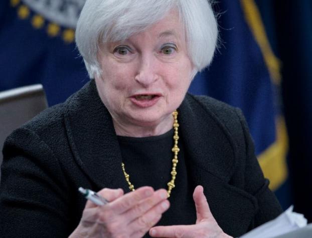 Yellen: "Hemos optado por esperar a tener más datos para continuar con el ajuste monetario"