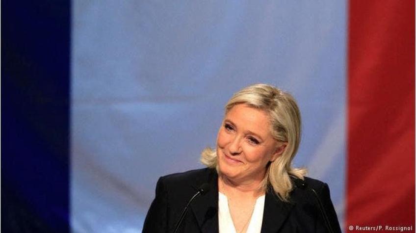 Marine Le Pen promete referendo para “frexit” si gana elecciones