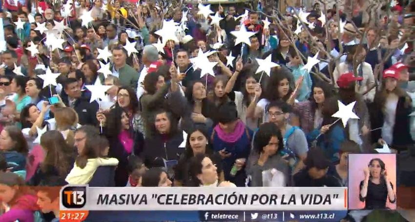 [VIDEO] Masiva "celebración por la vida"