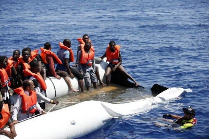 España: Rescatan en el mar a 44 migrantes, de ellos 15 menores