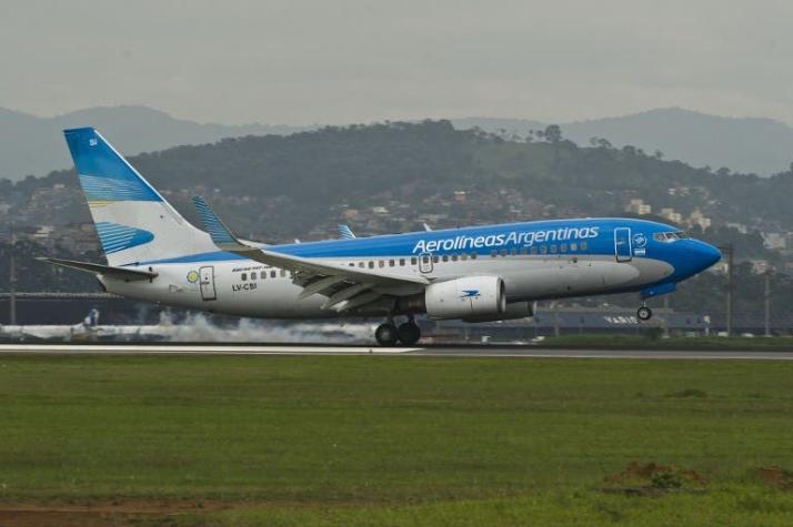 Aerolíneas Argentinas suspende vuelos a Caracas por protesta social