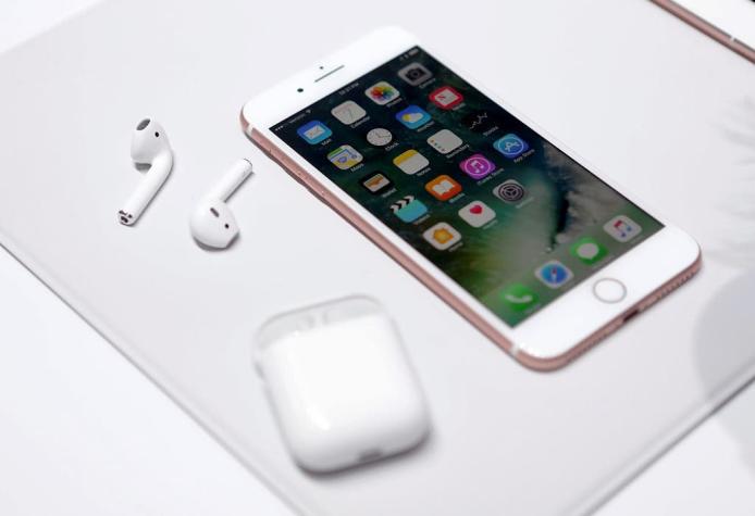 Apple presenta el iPhone 7 con doble cámara y resistencia al agua