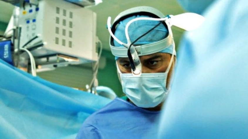 La caída del cirujano estrella que llegó a ser uno de los médicos más prestigiosos del mundo
