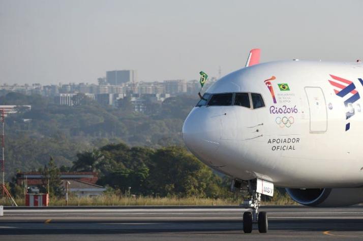 Latam Brasil acusa impacto de la menor demanda y renegocia contratos con aeropuertos