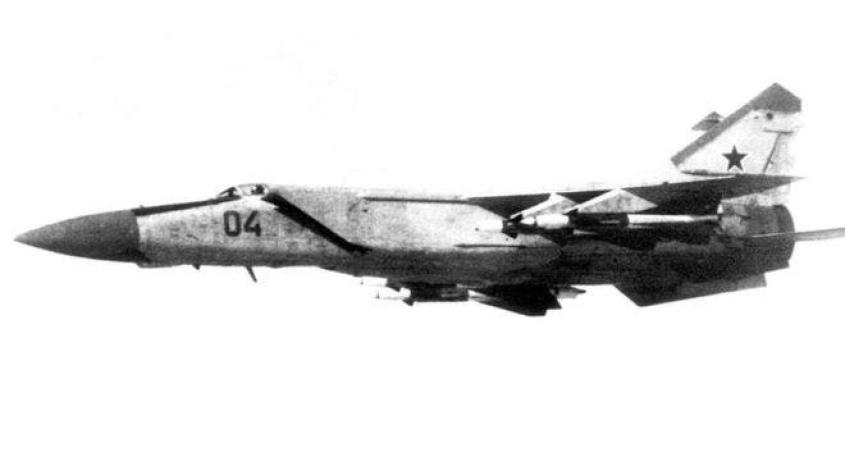 El piloto que se robó un MiG-25, el avión de combate más secreto de la Unión Soviética