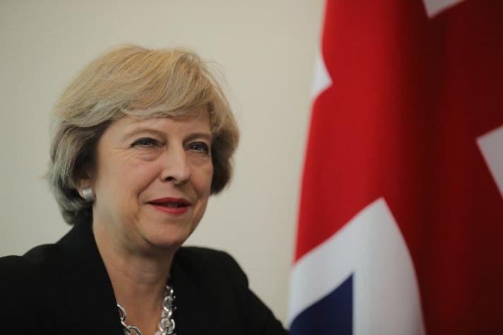Primera ministra británica se reunió con líderes de Wall Street