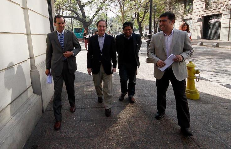 Chile Vamos pide al Servel corregir ley electoral y critican rol de Banco Estado en financiamiento