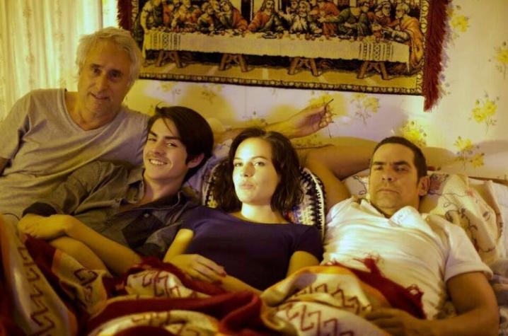 Más de "Sin filtro", Mariana Loyola con su marido y "Félix" de "Los 80": lo que trae el cine chileno