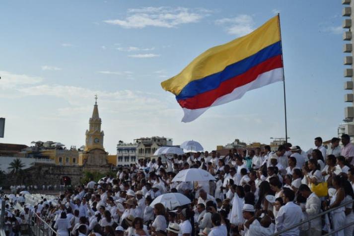 Colombia y las FARC firman histórico acuerdo de paz