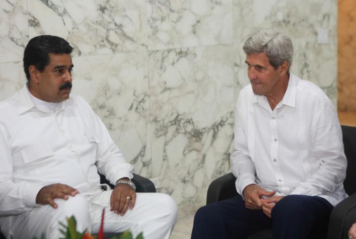 Maduro y Kerry se reunieron en Colombia tras firma de acuerdo de paz