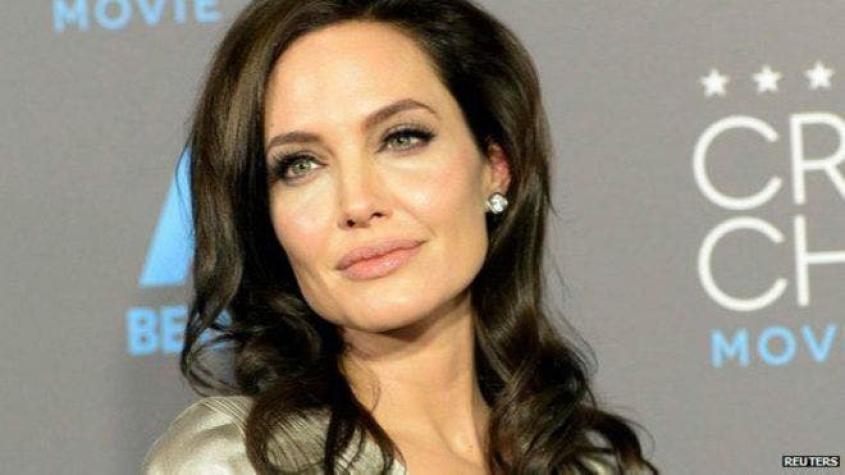 Angelina Jolie negocia ser la protagonista de la película "Shoot like a Girl"