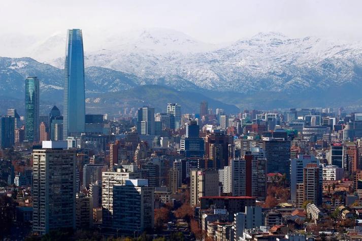 Vacancia de oficinas en Santiago sigue a la baja y llega a 10,1% en el tercer trimestre